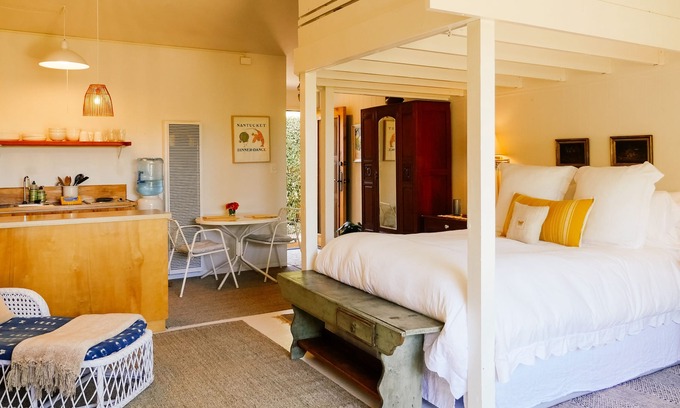 Laguna Apartment | Cozy Studio in the Heart of Santa Barbara's Historic District