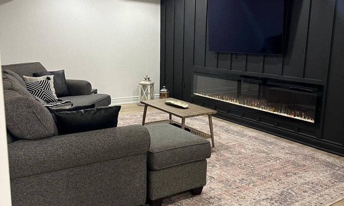 Oakville Apartment | Cozy studio in wonderful Oakville
