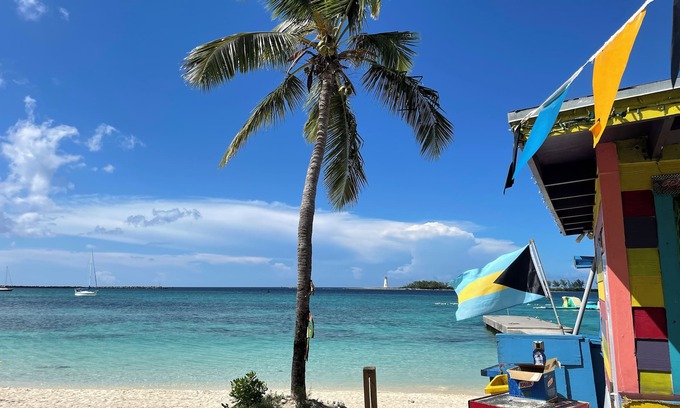 Nassau House | Cozy Studio Island Escape, minutes away from beach