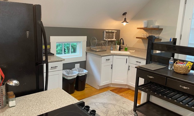 Tolland Apartment | Cozy Studio Loft