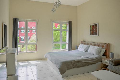 Discovery Gardens Apartment | Cozy studio near Metro