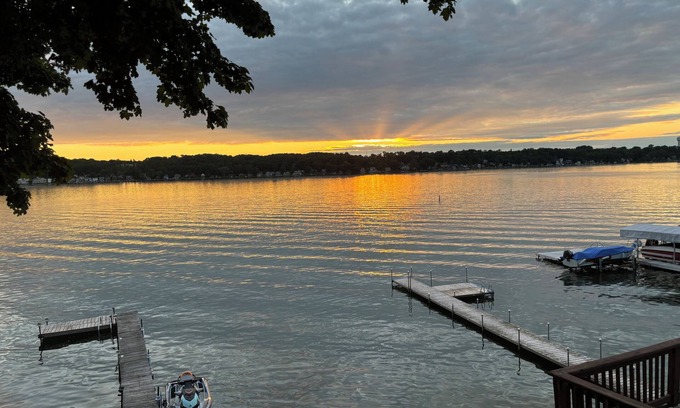 Livonia Apartment | Cozy studio on Conesus Lake with WiFi and AC in wonderful Livonia