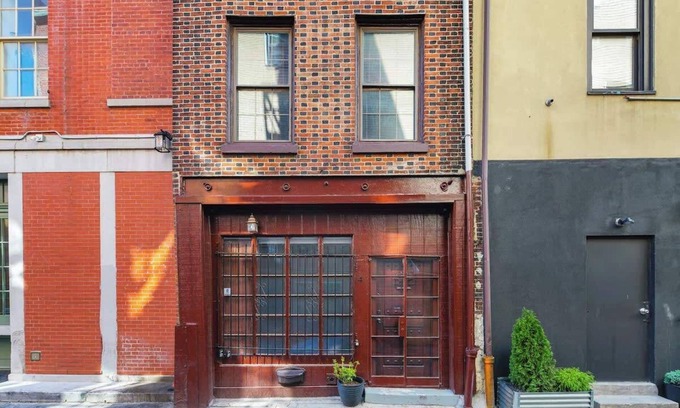 Old City Apartment | Cozy Studio Retreat in Philadelphia