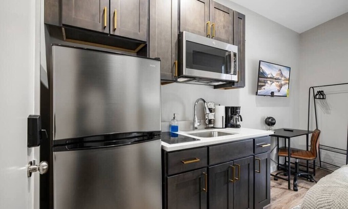 Middletown Apartment | Cozy Studio Retreat in the Heart of Middletown