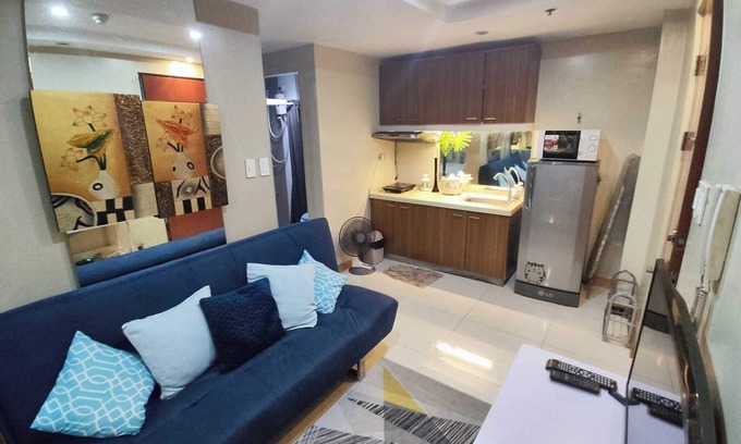 Ortigas Center Apartment | Cozy studio with AC and WiFi in welcoming Pasig