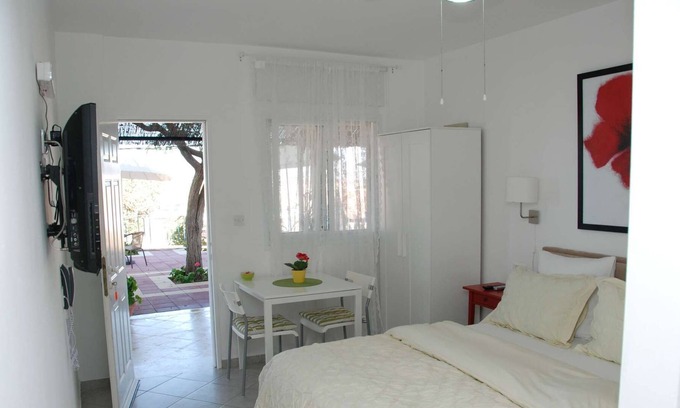 Arad House | Cozy Studio with Desert View