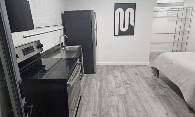 Encanto Apartment | Cozy studio with WiFi and AC in serene Phoenix