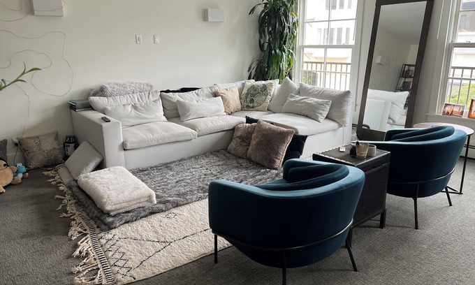 Pacific Heights Apartment | Cozy & Stylish Apt, in Pac Heights