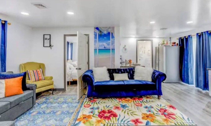 Campbelltown House | Cozy stylish home near Hershey park and so many