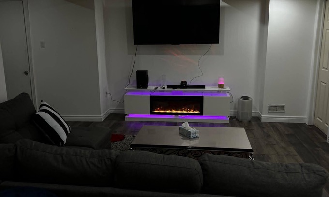 Brampton House | Cozy stylish two bedroom basement