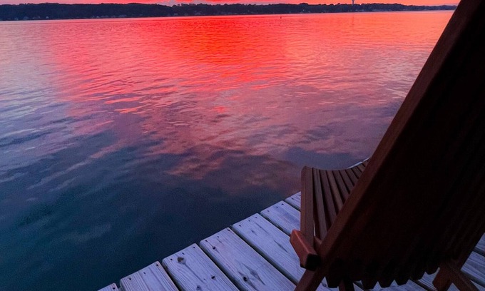 Livonia House | Cozy Sunset Bungalow with Private Lake Access