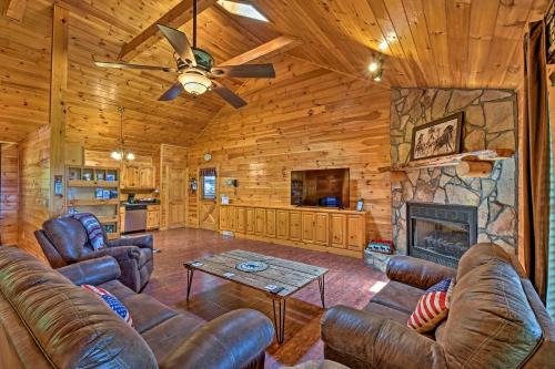 Ellijay House | Cozy Sunset View Cabin with Game Room and Mtn Views!