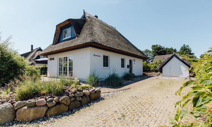 Zinnowitz House | Cozy thatched house on the Baltic Sea