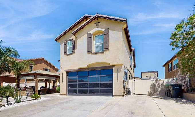 Perris Apartment | Cozy Tiny Home with shared pool, hot tub and grilling area!