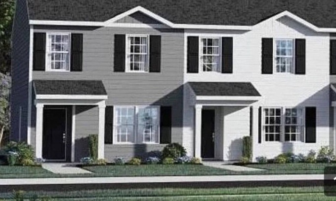 Kipling House | Cozy townhome with 1 Brm with desk , 1.5 BA, Kitchen, in enjoyable Fuquay-Varina