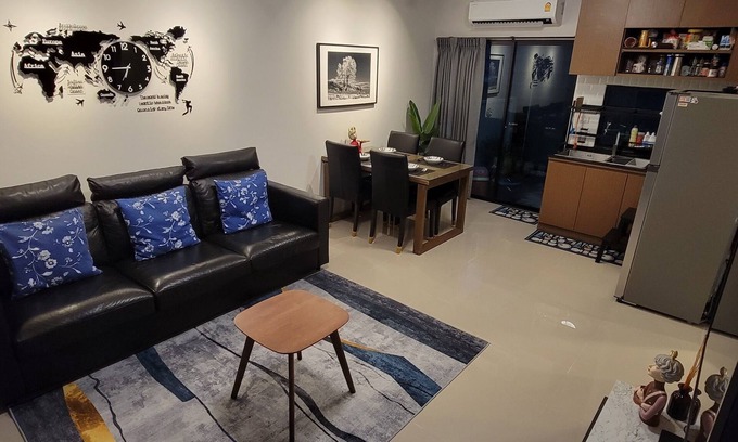 Bang Bua Thong House | Cozy Townhouse 10 minutes to MRT Bang Rak Yai
