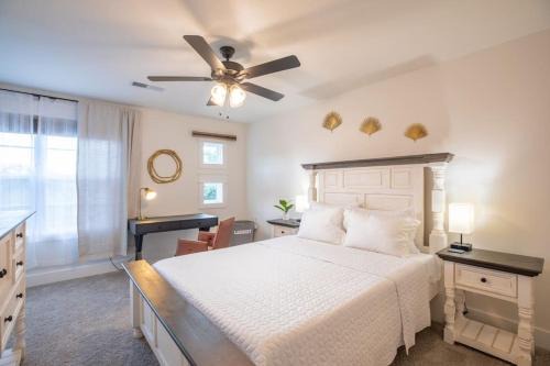 Clarksville Apartment | Cozy Townhouse Close to Downtown