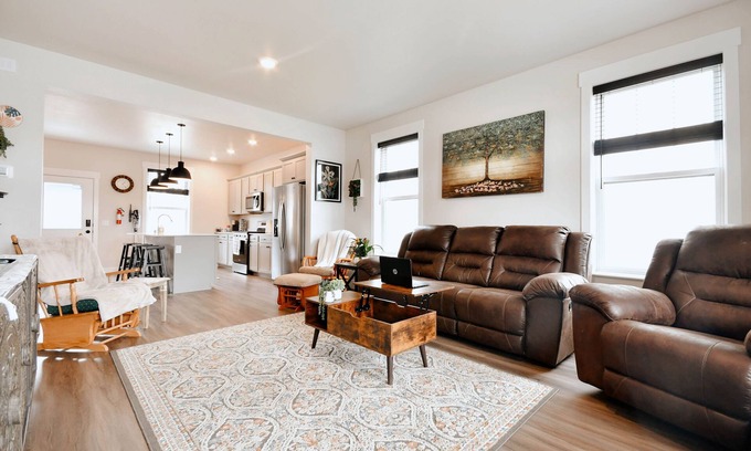 Billings House | Cozy townhouse near Yellowstone River. Pet friendly.