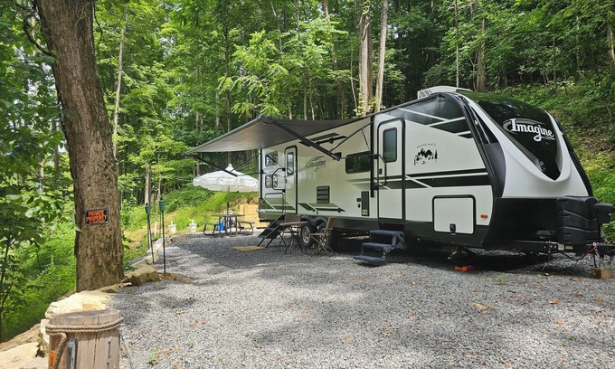 Andersonville House | Cozy travel trailer with AC and lake access to beautiful Norris Lake