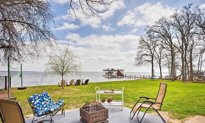 Cedar Creek Reservoir Cabin | Cozy Trinidad Cabin on Cedar Creek Lake!