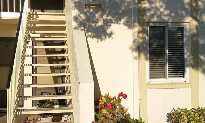 East Lake Woodlands Condo | Cozy Two Bedroom Condo Tucked Away In The Serene Settings Of East Lake Woodlands