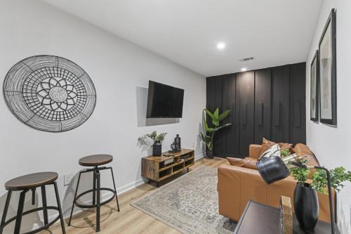 Clarkdale Apartment | Cozy Unique 1 bed room with Free parking