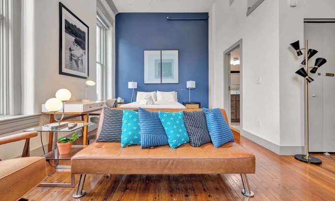 Downtown Louisville Apartment | Cozy Unit w/Free Parking | Near Norton Hospital