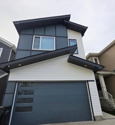 West Edmonton Apartment | Cozy Up