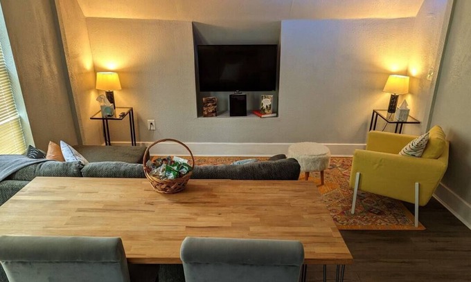 Springfield House | Cozy upstairs two-bedroom apartment!