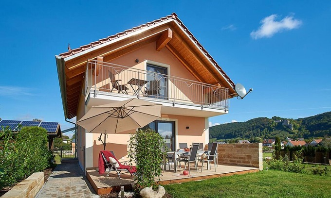 Riedenburg Apartment | Cozy vacation home (115 sqm) with terrace and balcony