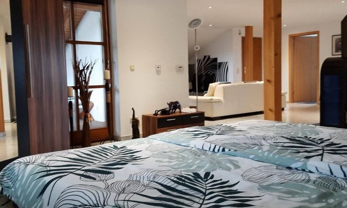Grafenwiesen Apartment | Cozy vacation apartment (75sqm) with wood-burning stove and balcony