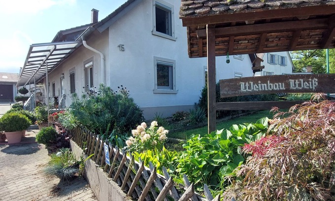 Heitersheim Apartment | Cozy vacation apartment near the vineyards, approx. 80 sqm