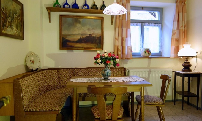 Sommerach Apartment | Cozy vacation apartment (60sqm) for up to 4 people with kitchenette