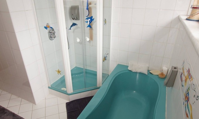 Gaming Apartment | Cozy vacation apartment with balcony/terrace and separate kitchen