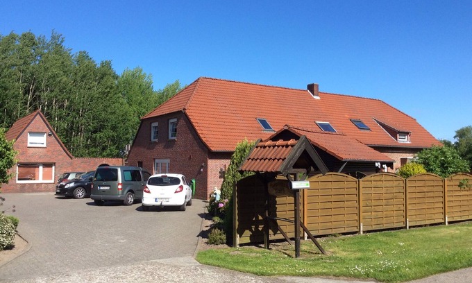 Moorweg Apartment | Cozy vacation apartment, pet friendly, ideal for families. Children,