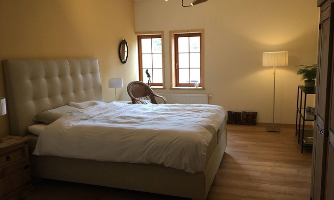 Roßdorf Apartment | Cozy vacation apartment (55 sqm) for up to three people with free WLAN
