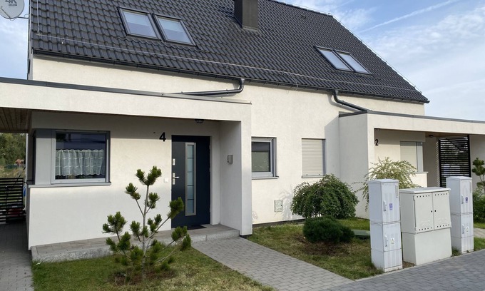 Trzesacz House | Cozy vacation home 600m from the Baltic Sea. Pet friendly!
