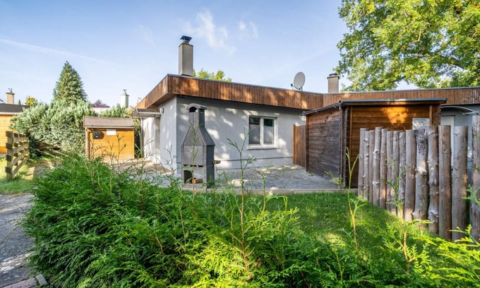 Muritz House | Cozy vacation home in a quiet, idyllic location on a slope and lake with fireplace