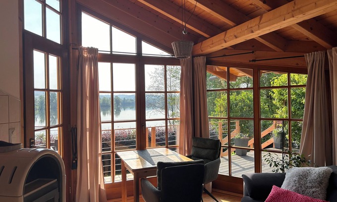 Lauenfoerde House | Cozy vacation home with terrace, located directly on a fishing lake.