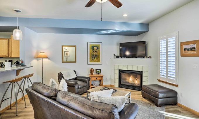 Edwards House | Cozy Vail Valley Townhome - Walk to Riverwalk!