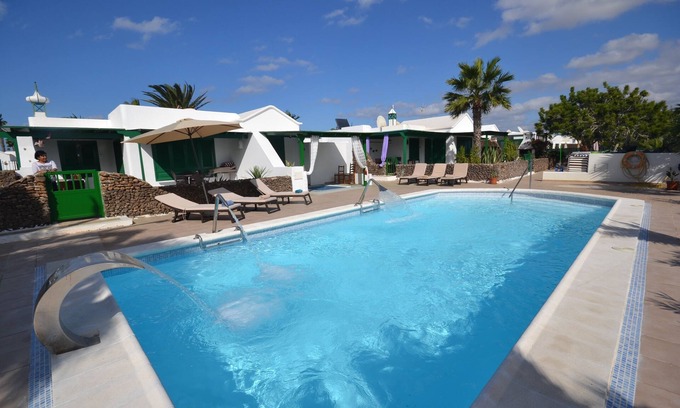 Playa Blanca Villa | Cozy Villa at Las Terracitas/Internet &+Alarm+English TV