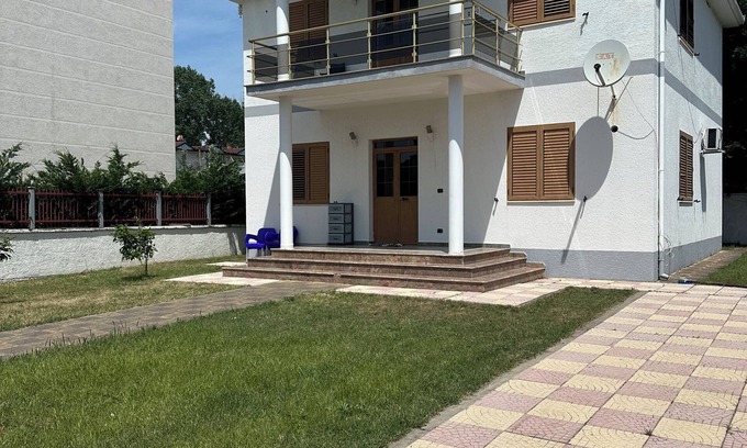 Velipoje Villa | Cozy villa Velipoje, 5 minutes walk from the beach