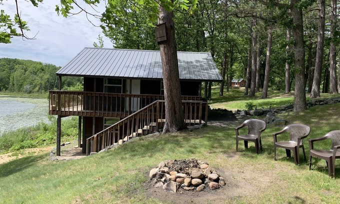 Walker Cabin | Cozy Vintage Cabin Right on the Lake. Bedroom, Lower Level & Loft. Sleeps 4.