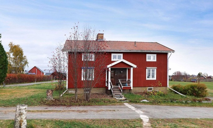 Ojebyn House | Cozy vintage home for work stays