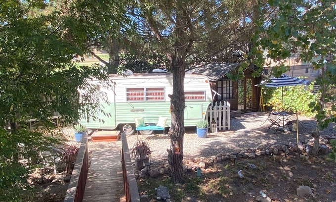 Santa Ynez House | Cozy Vintage Trailer Wine Country Retreat