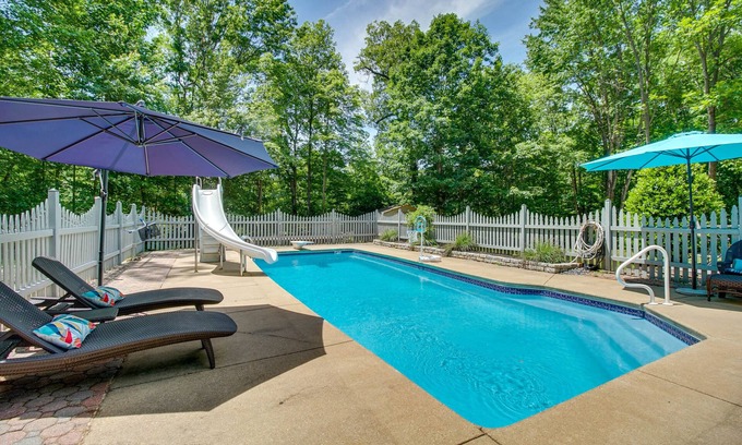 Greenville Cottage | Cozy Virginia Vacation Rental w/Seasonal Pool!