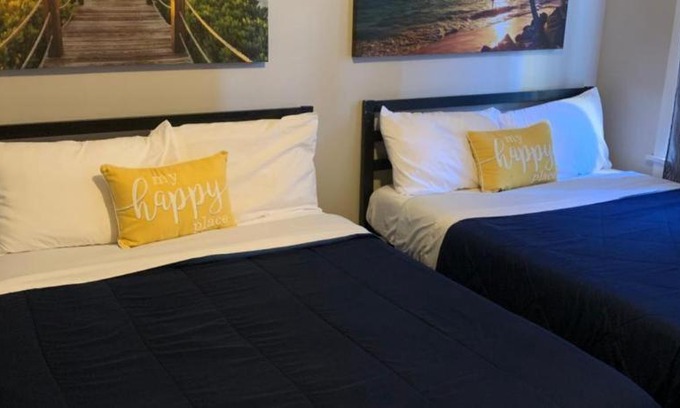 Spruce Hill Apartment | Cozy walkup in melting pot of a neighborhood!