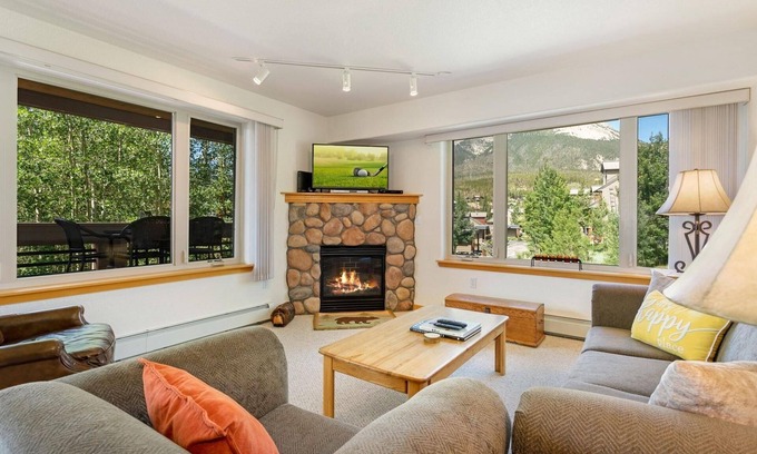 Wildernest Condo | Cozy Watch Hill Lodge: Stunning Mountain Views, Shared Hot Tub, and Convenient Ski Resort Access!
