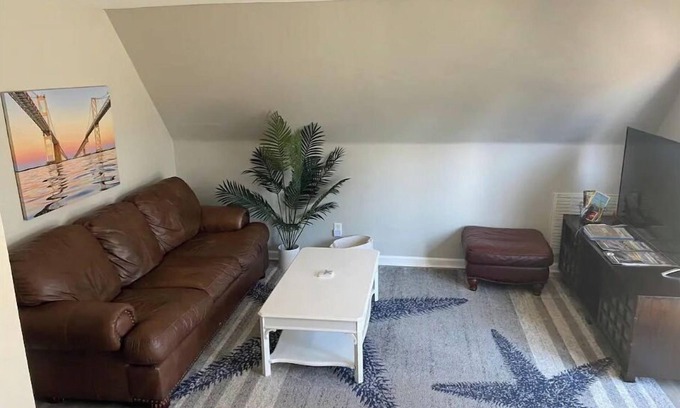 Chester Apartment | Cozy Waterfront Apartment Chester, MD