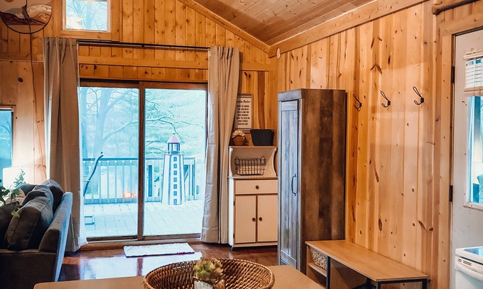 Hesperia Cottage | Cozy waterfront cottage Hesperia, MI
